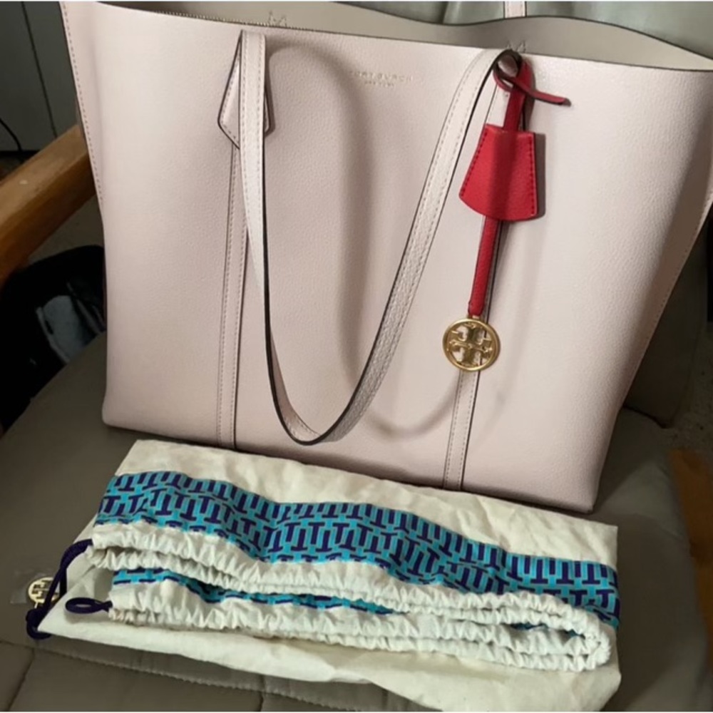 Tory Burch Perry Triple Tote Bag in Shell Pink - Picture 6 of 8